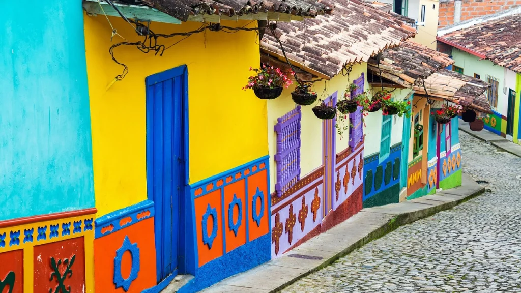 best courses to learn spanish featured image