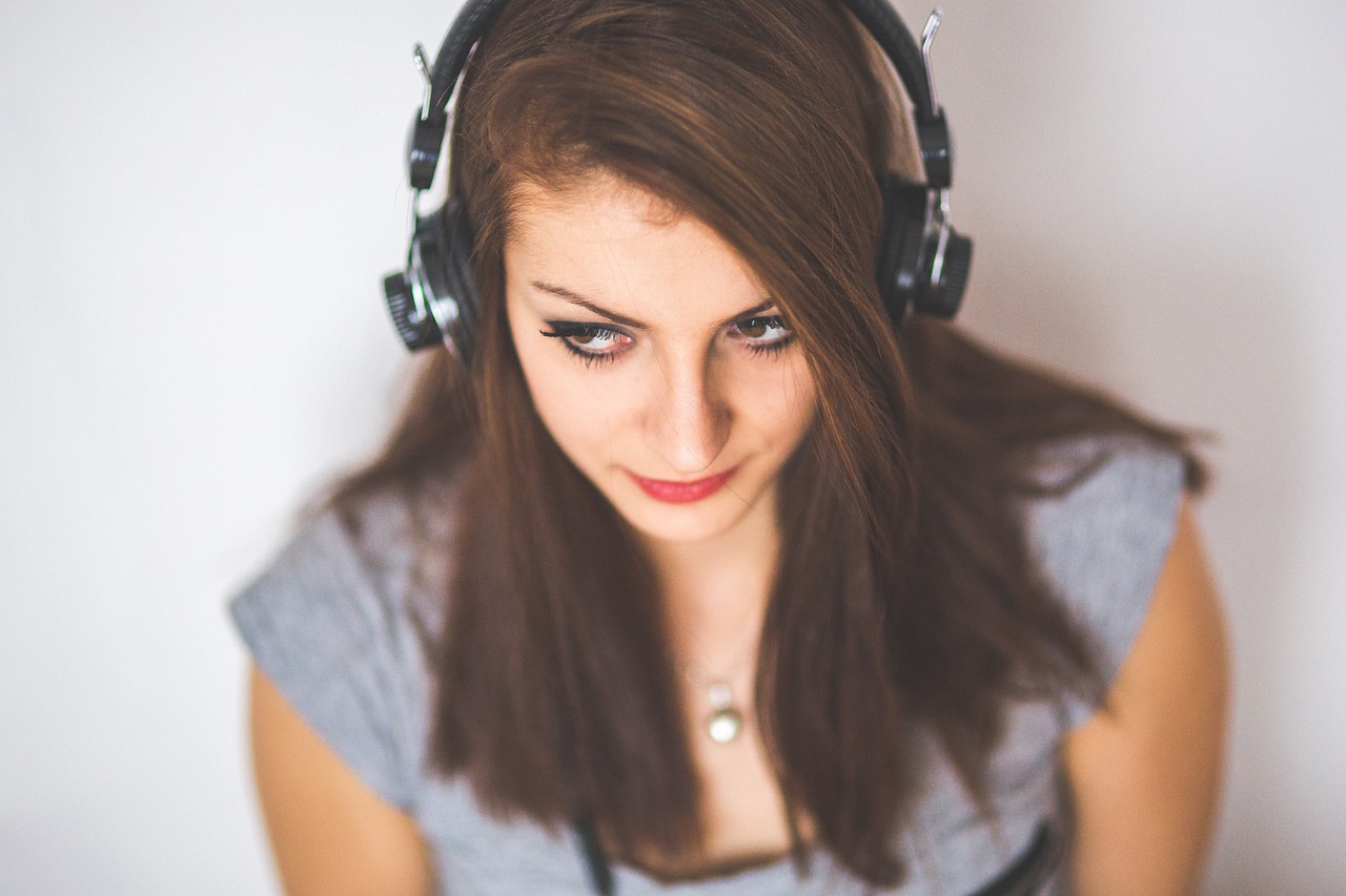 podcasts to learn spanish featured image