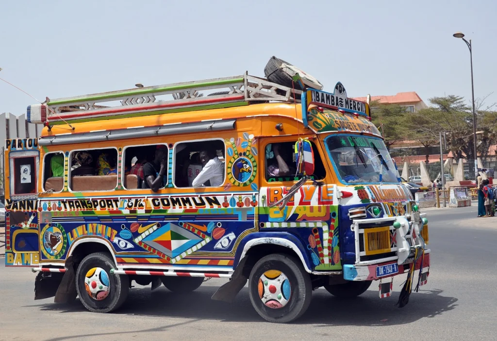 Public transportation in Dakar, Senegal